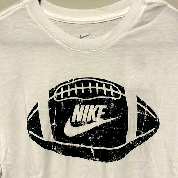 Nike football tee - Picture 1 of 5